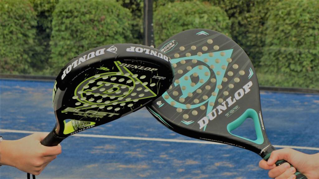 Padel racket gaten