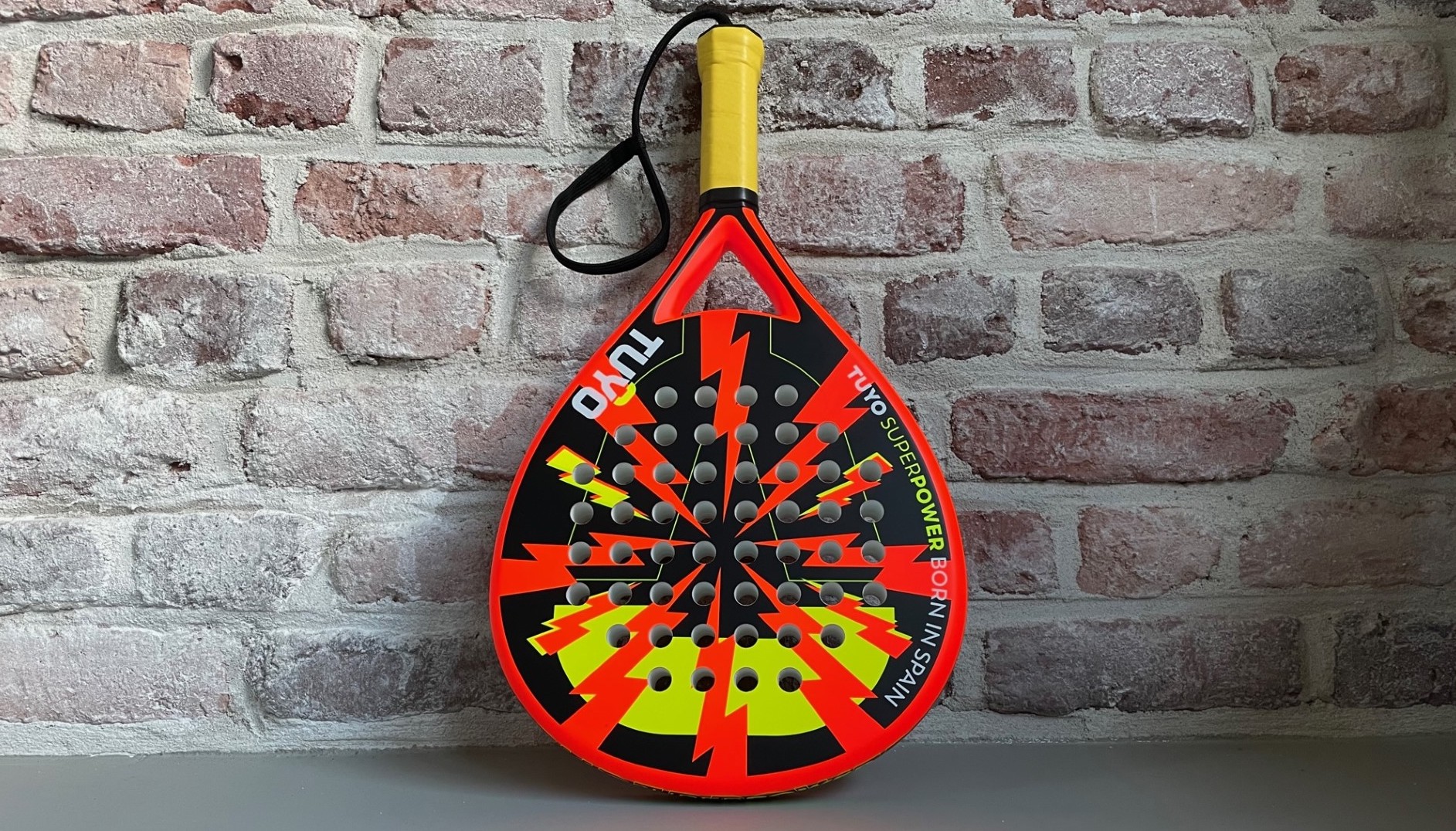 Tuyo Super Power racket